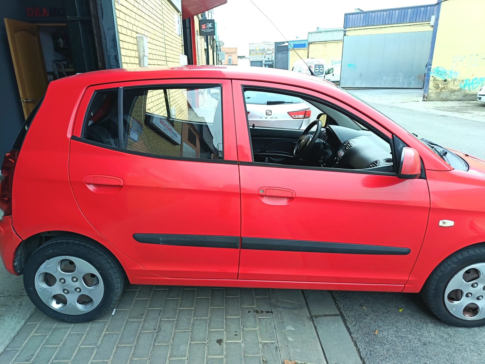 WhatsApp Image 2026-01-15 at 12.47.53 (2)